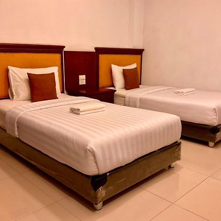 Sota Residence Pattaya Bagian luar foto