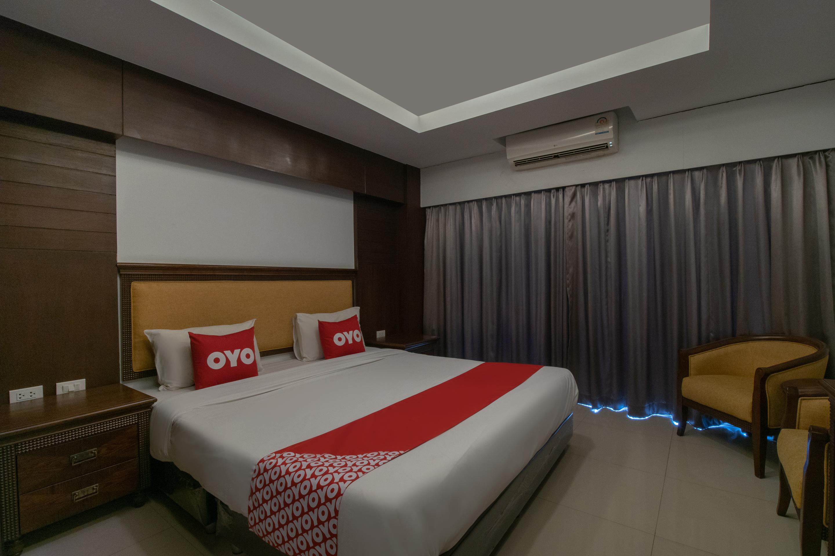 Sota Residence Pattaya Bagian luar foto