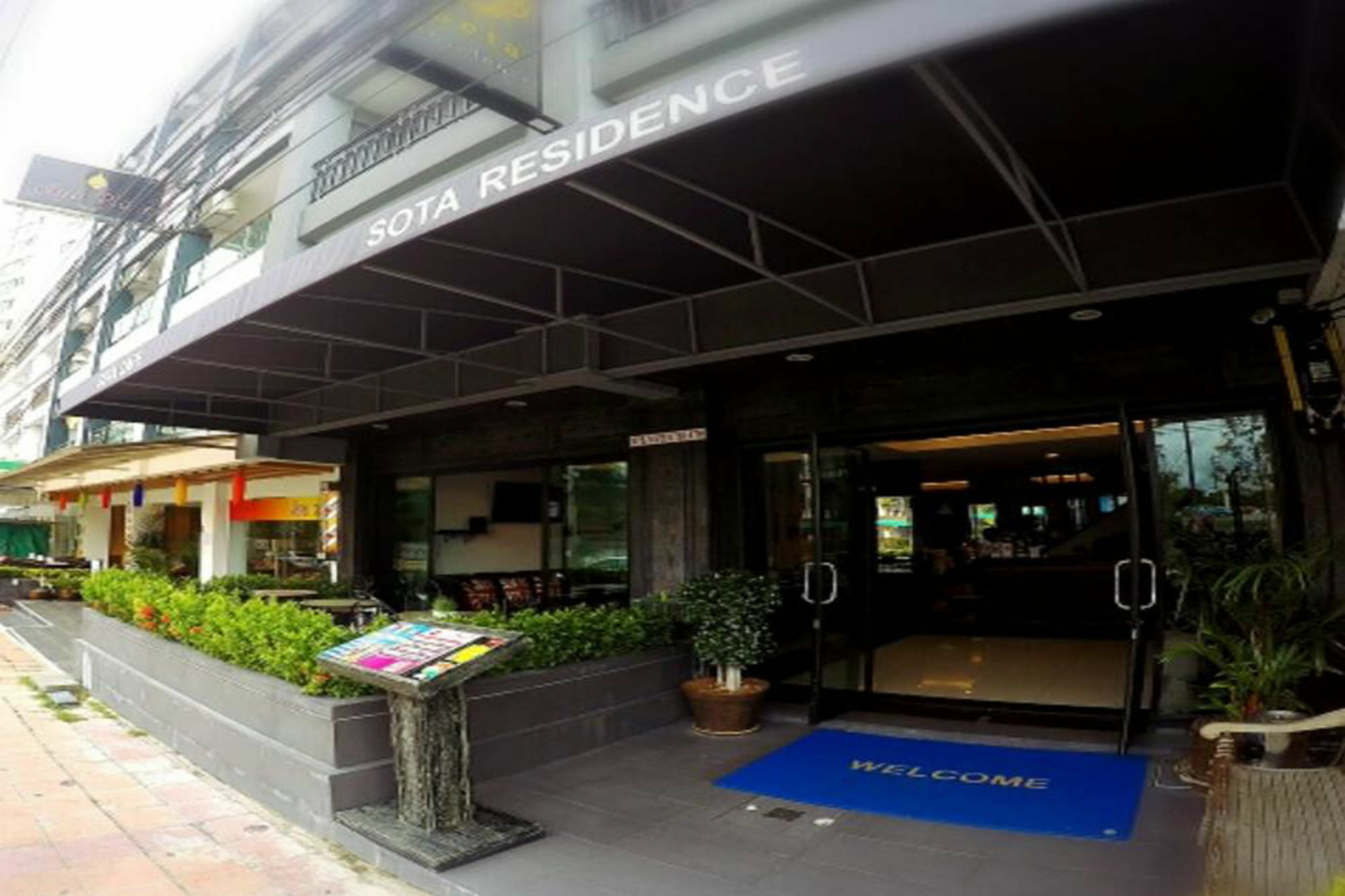 Sota Residence Pattaya Bagian luar foto