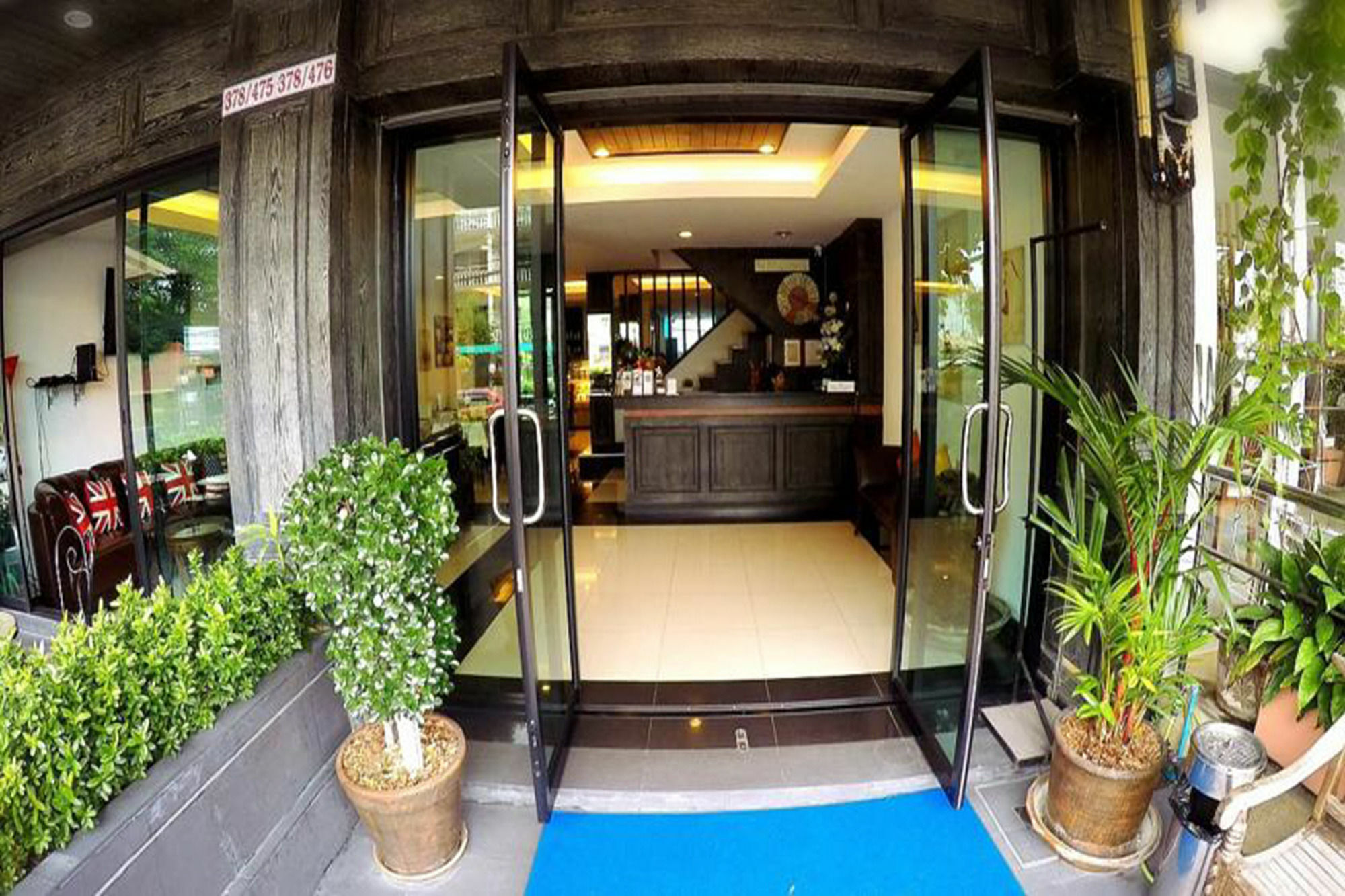 Sota Residence Pattaya Bagian luar foto